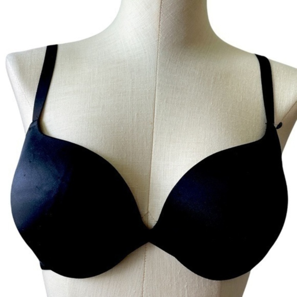 Maidenform Black Padded lace bra Sz 38B
